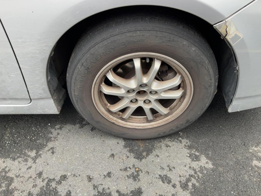 Photo '10' of Toyota Prius