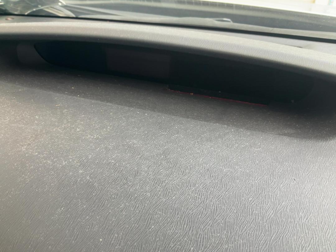 Photo '17' of Toyota Prius Hybrid