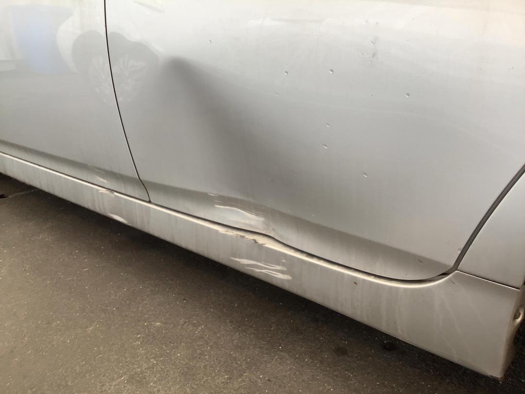 Photo '6' of Toyota Prius