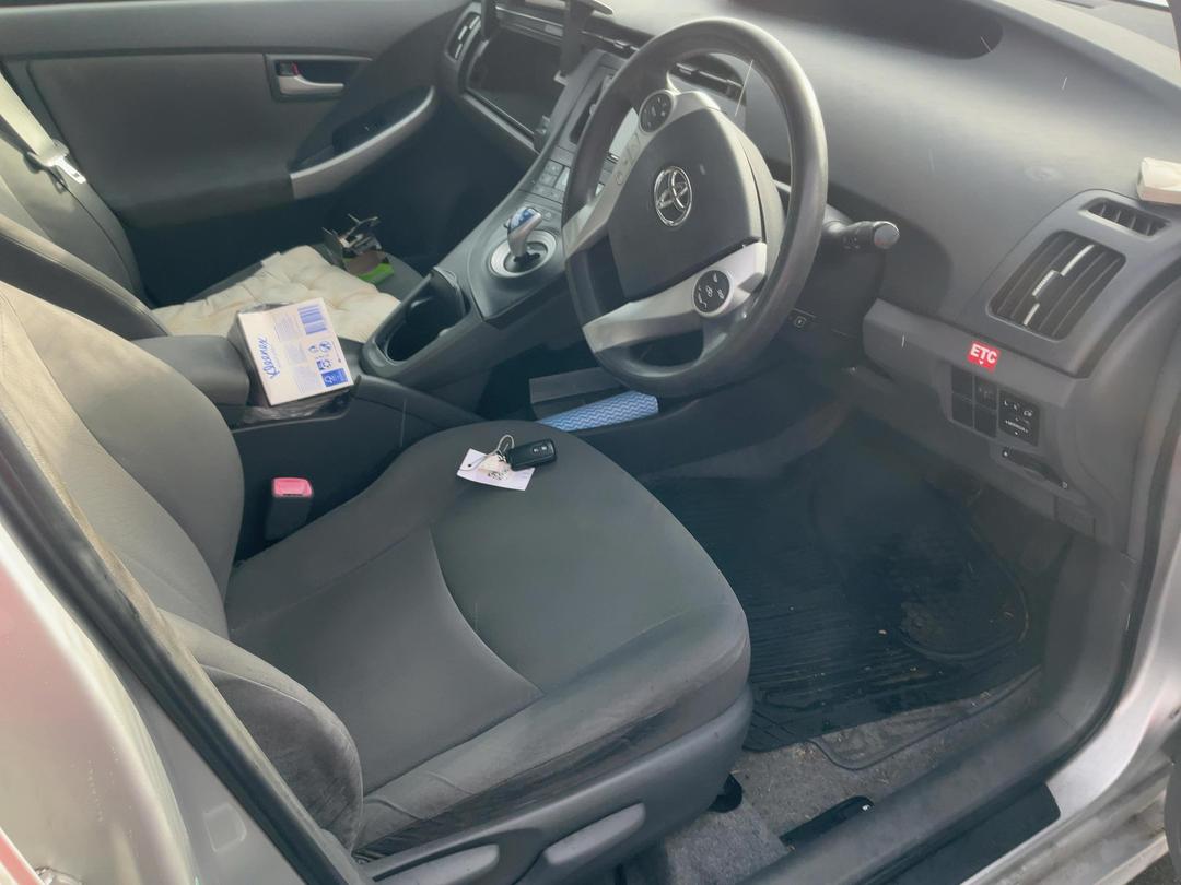 Photo '12' of Toyota Prius S