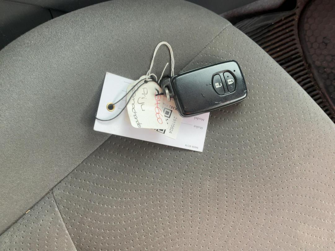 Photo '15' of Toyota Prius S