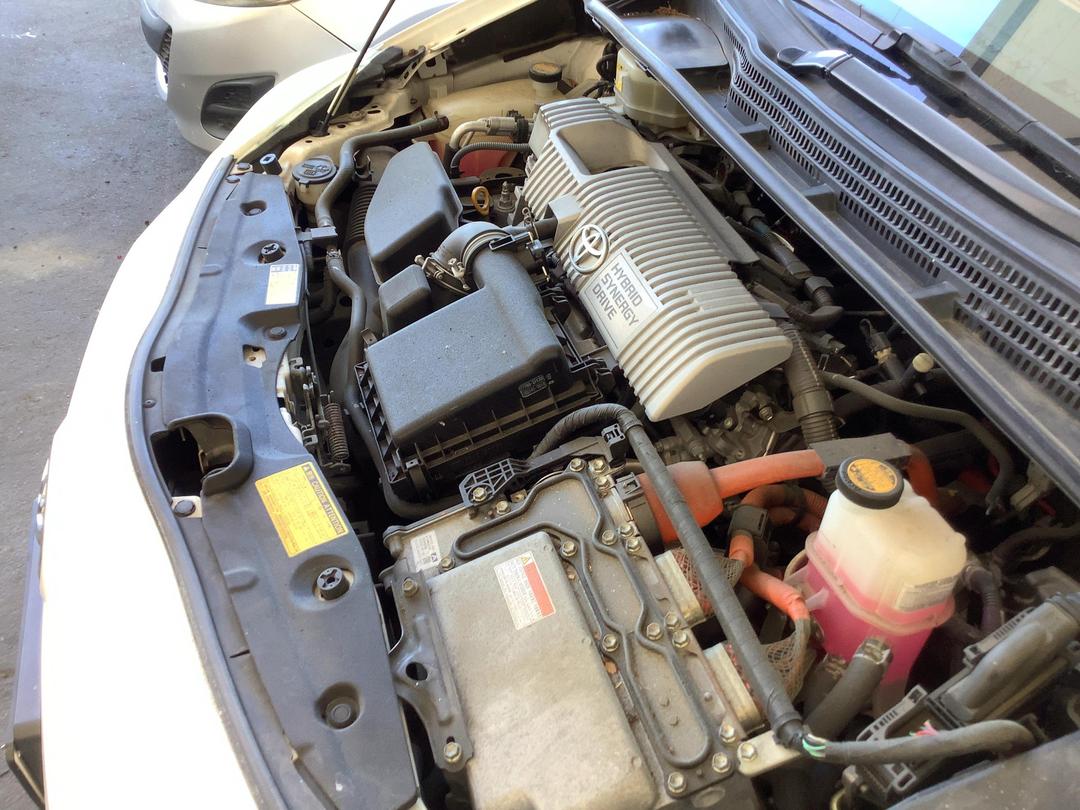 Photo '14' of Toyota Prius