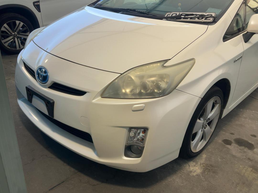 Photo '3' of Toyota Prius Photo '3' of Toyota Prius