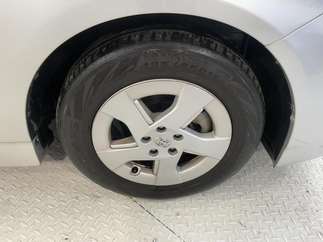 Photo '9' of Toyota Prius