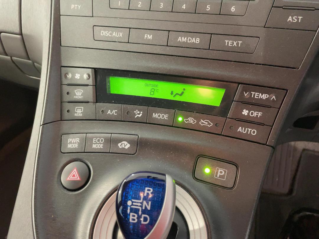 Photo '31' of Toyota Prius