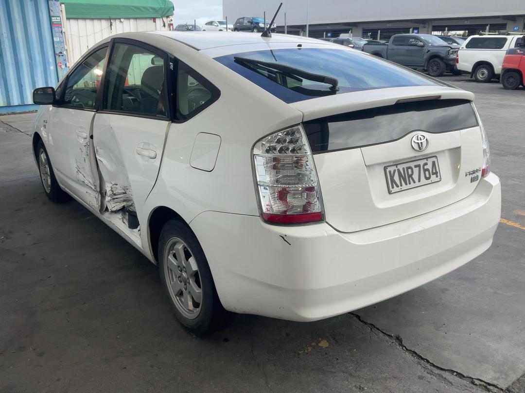 Photo '4' of Toyota Prius Photo '4' of Toyota Prius