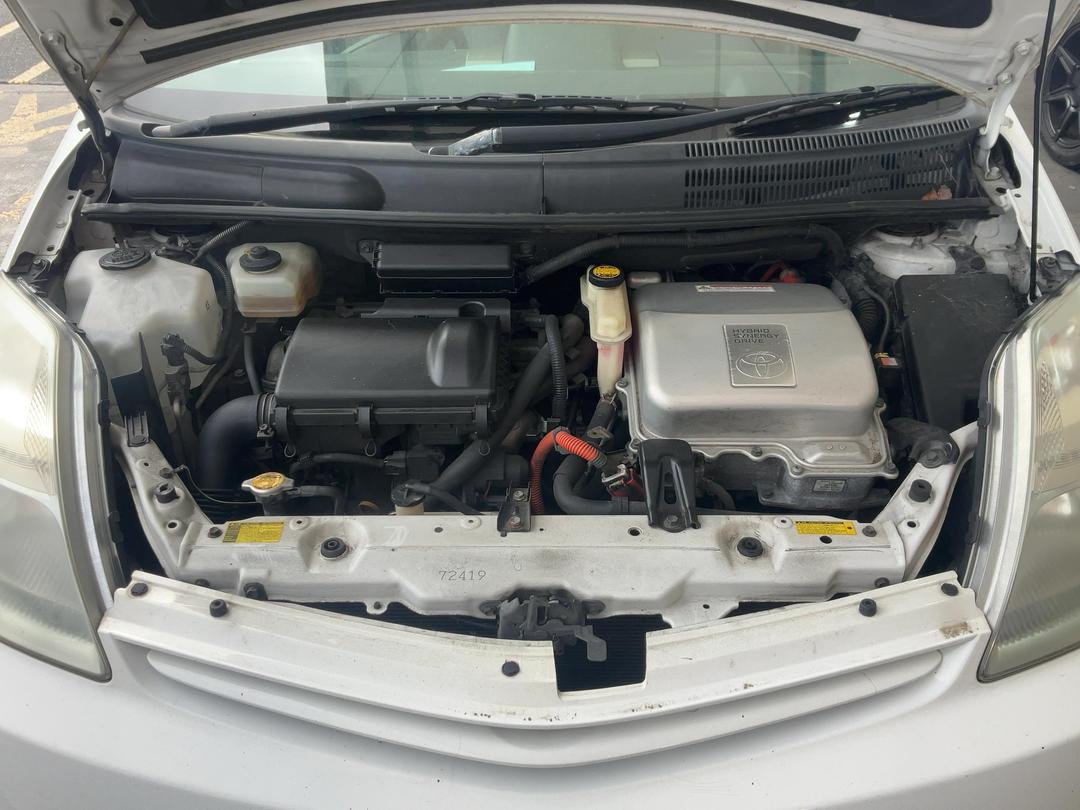 Photo '14' of Toyota Prius Photo '14' of Toyota Prius