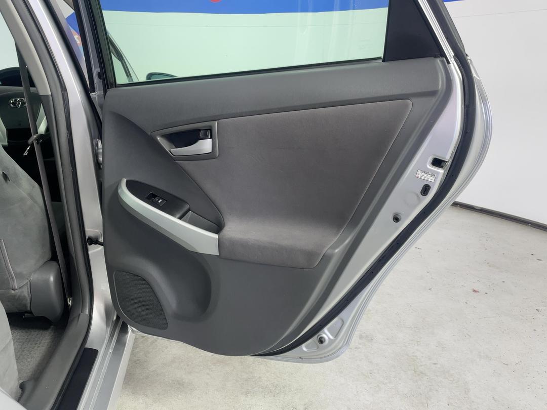 Photo '19' of Toyota Prius