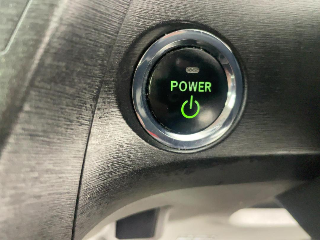 Photo '26' of Toyota Prius
