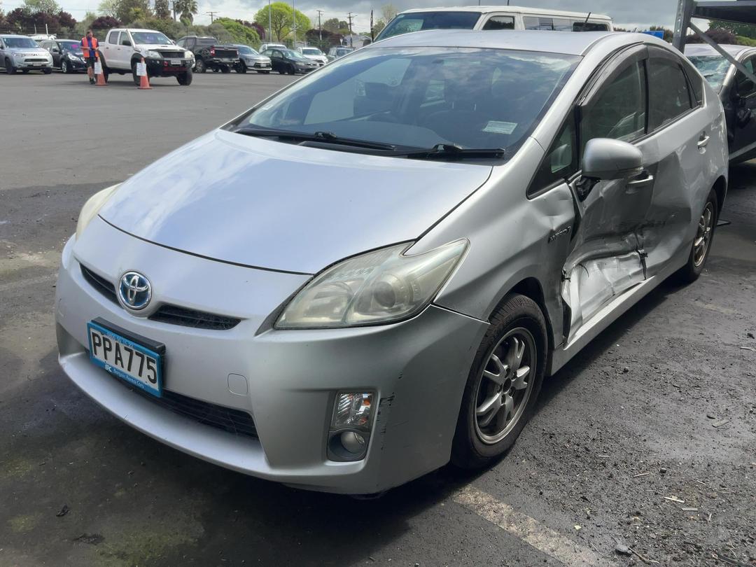 Photo '2' of Toyota Prius Photo '2' of Toyota Prius