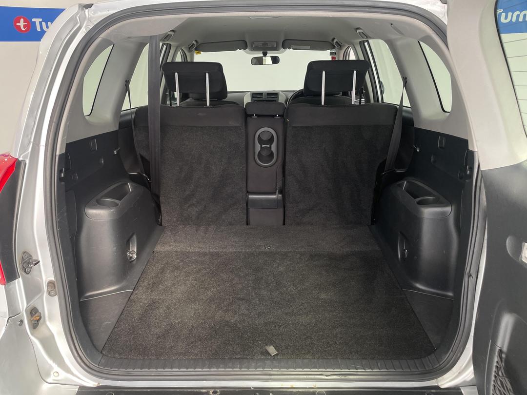 Photo '14' of Toyota Rav4