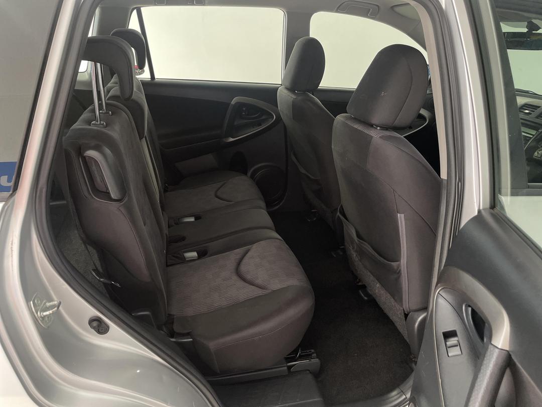 Photo '20' of Toyota Rav4