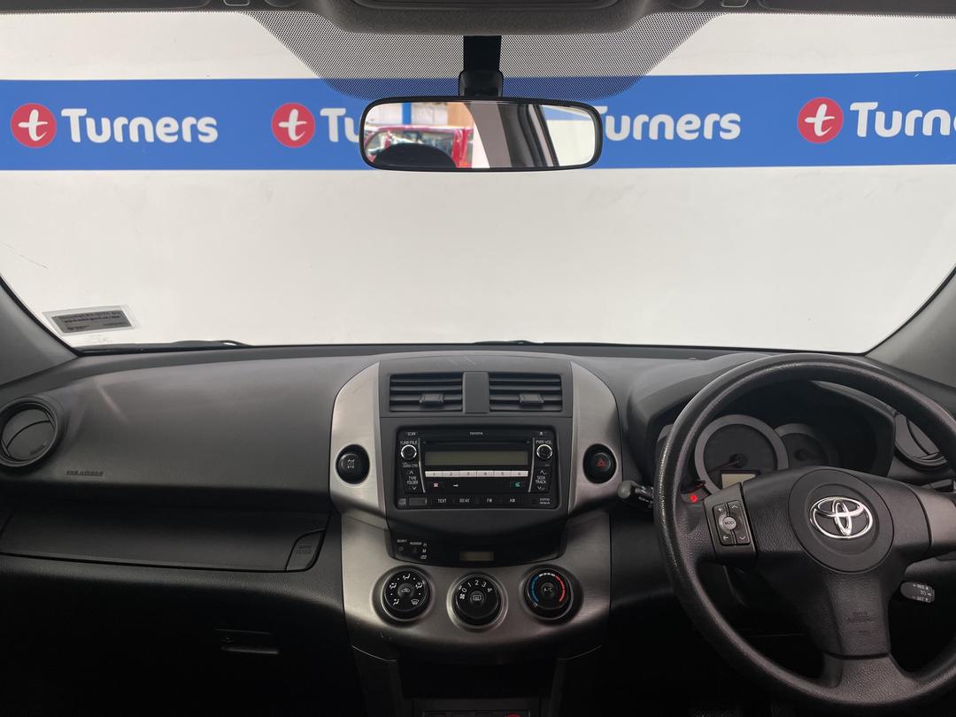 Photo '17' of Toyota Rav4