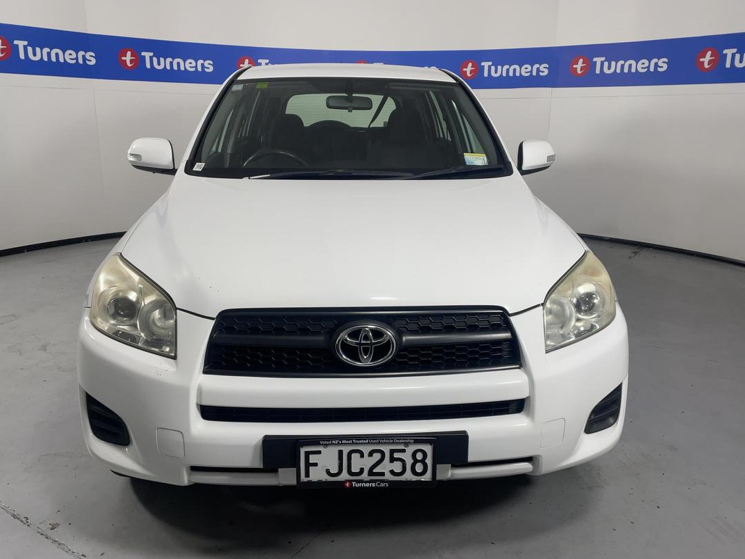 Photo '2' of Toyota Rav4