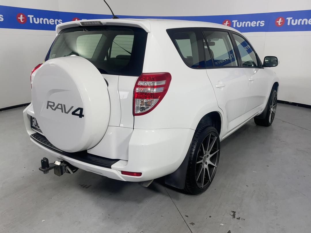 Photo '7' of Toyota Rav4
