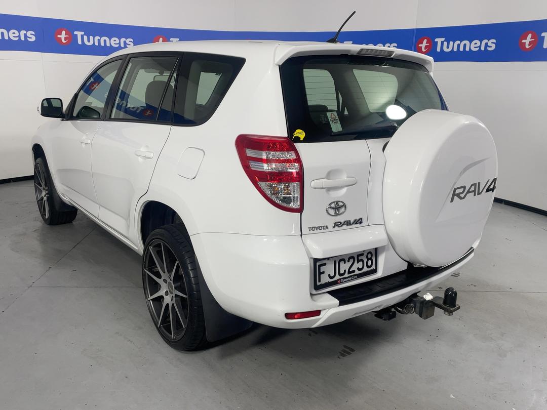 Photo '5' of Toyota Rav4