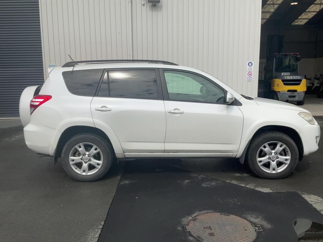 Photo '8' of Toyota Rav4 LTD Photo '8' of Toyota Rav4 LTD