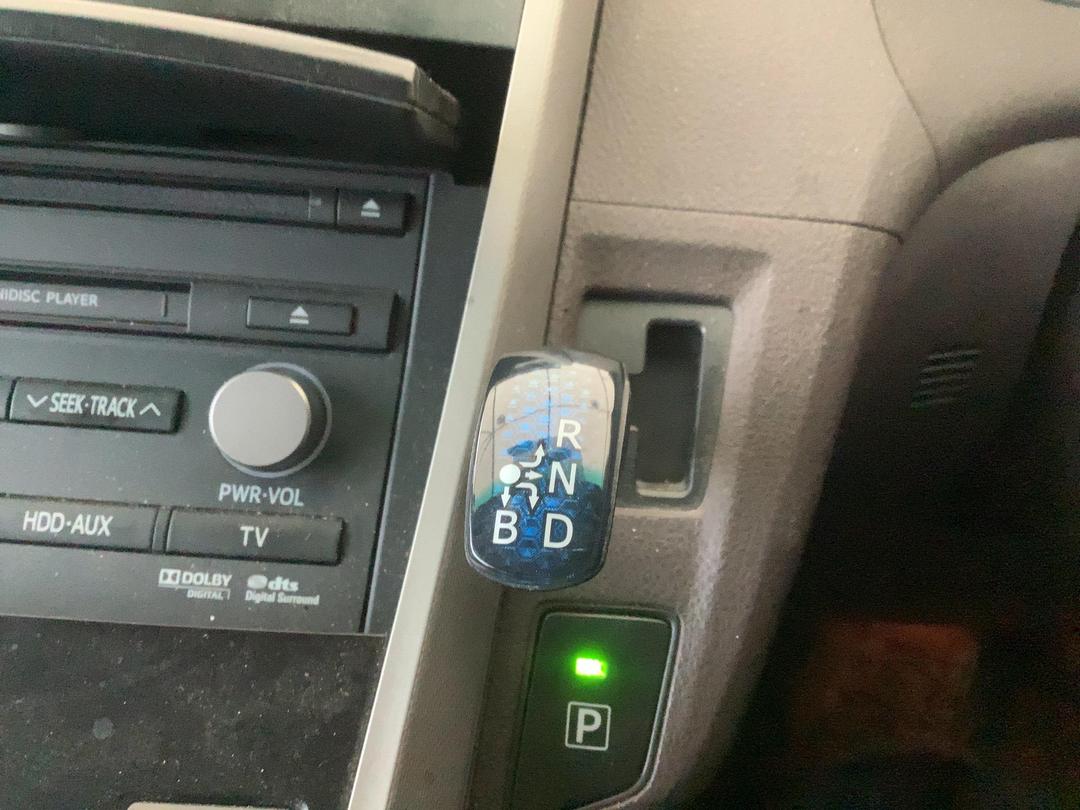 Photo '18' of Toyota SAI