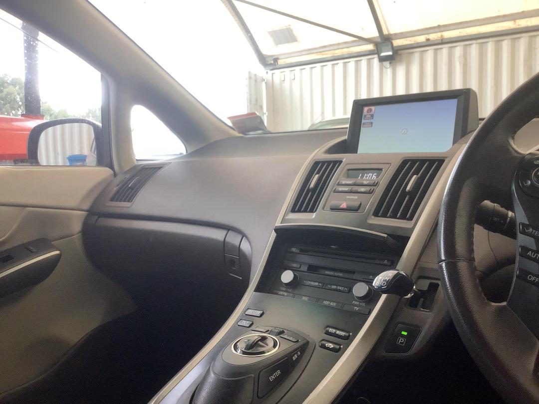 Photo '19' of Toyota SAI