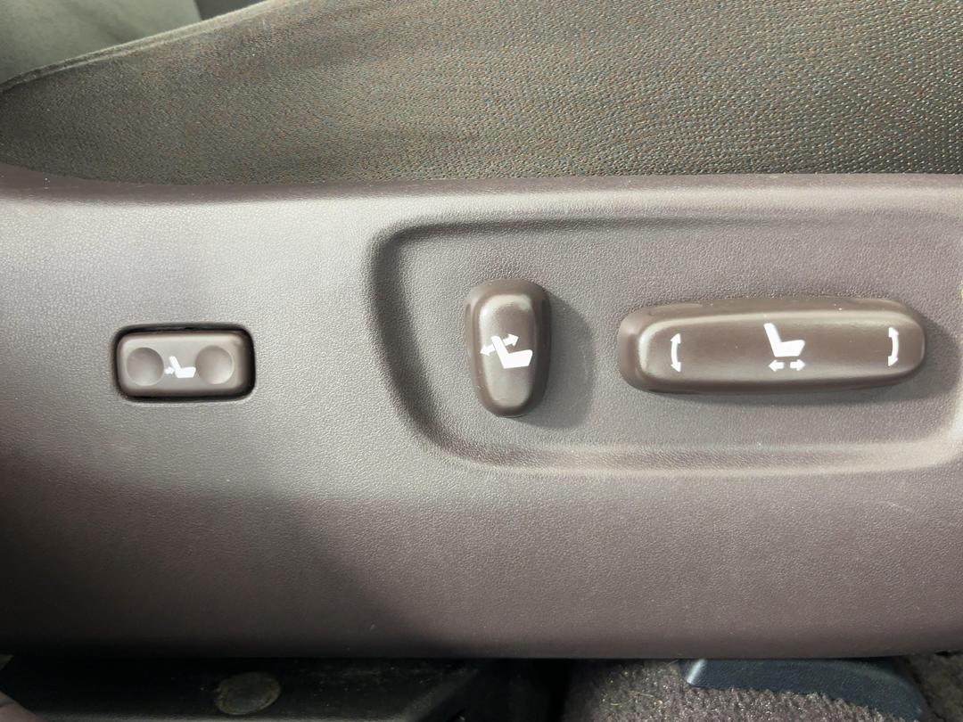 Photo '23' of Toyota SAI