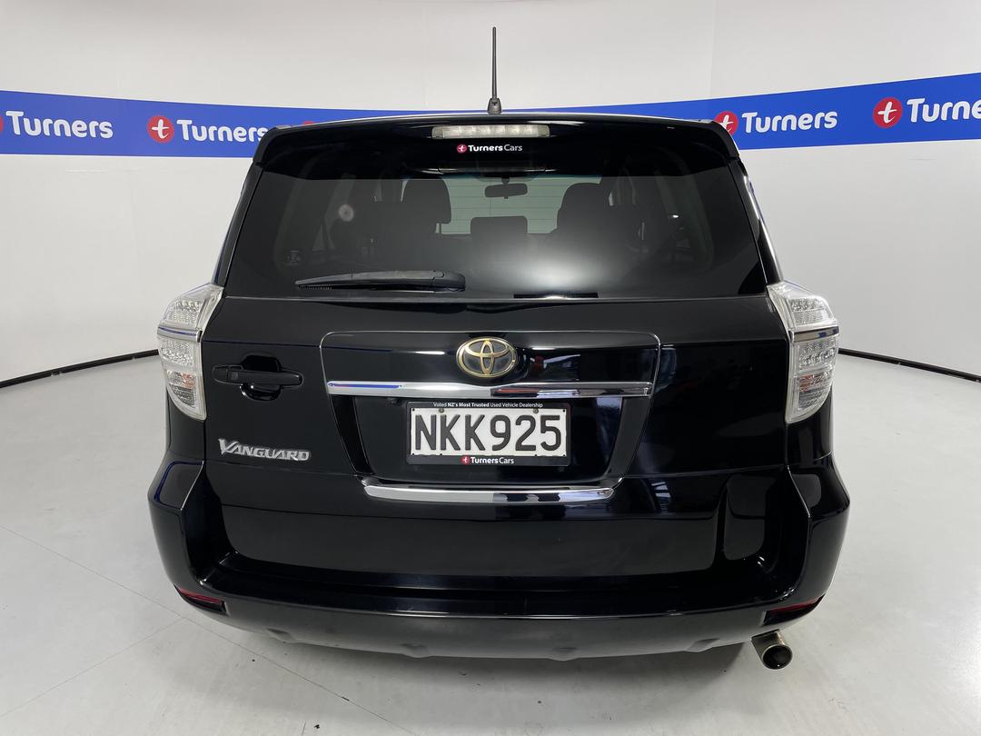 Photo '6' of Toyota Vanguard