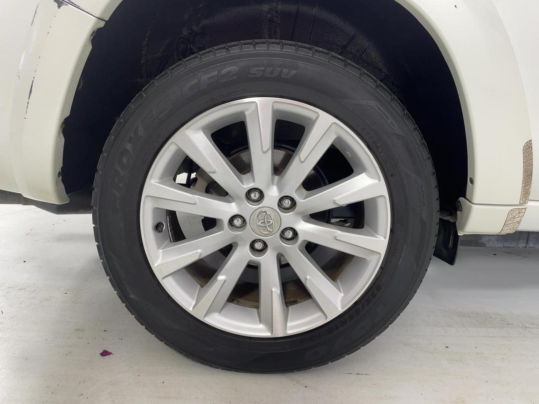 Photo '5' of Toyota Vanguard
