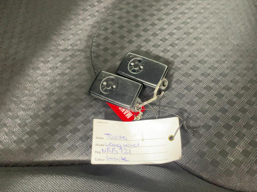 Photo '16' of Toyota Vanguard
