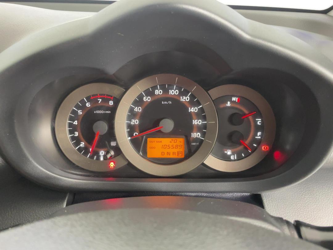 Photo '15' of Toyota Vanguard