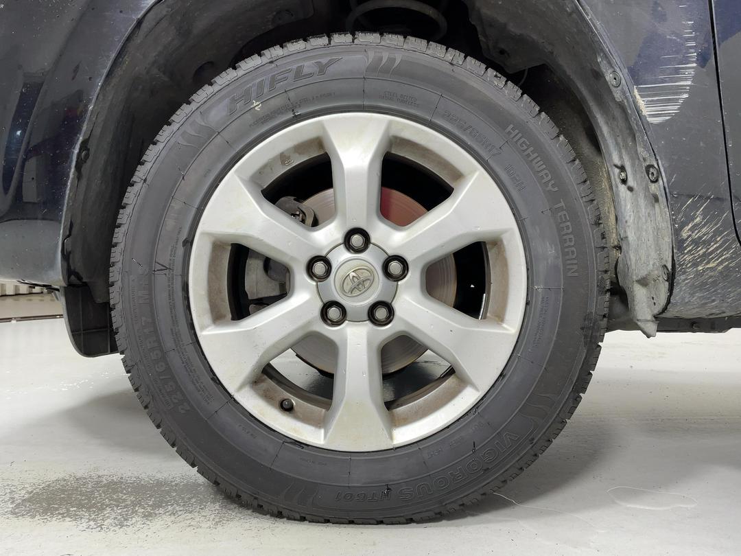 Photo '5' of Toyota Vanguard Photo '5' of Toyota Vanguard