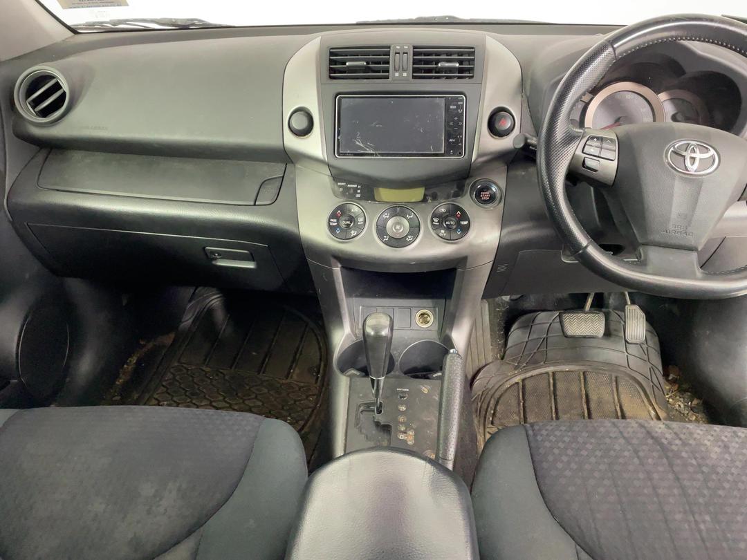 Photo '17' of Toyota Vanguard Photo '17' of Toyota Vanguard