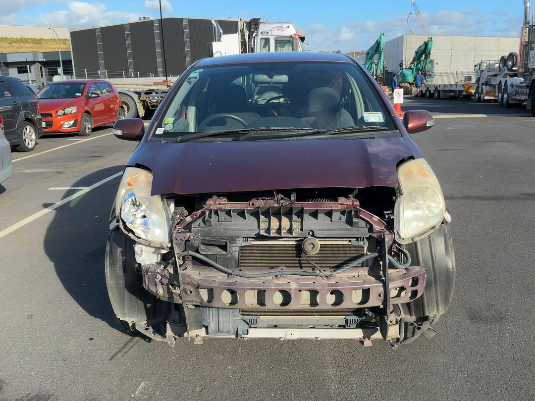 Photo '4' of Toyota Vitz Photo '4' of Toyota Vitz