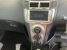 Thumbnail '14' of Toyota Vitz