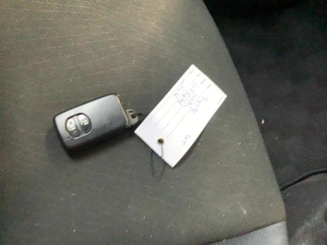 Photo '15' of Toyota Wish