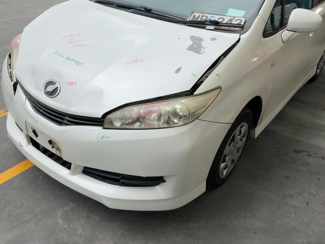 Photo '7' of Toyota Wish Photo '7' of Toyota Wish