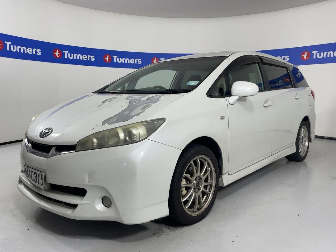 Photo '4' of Toyota Wish