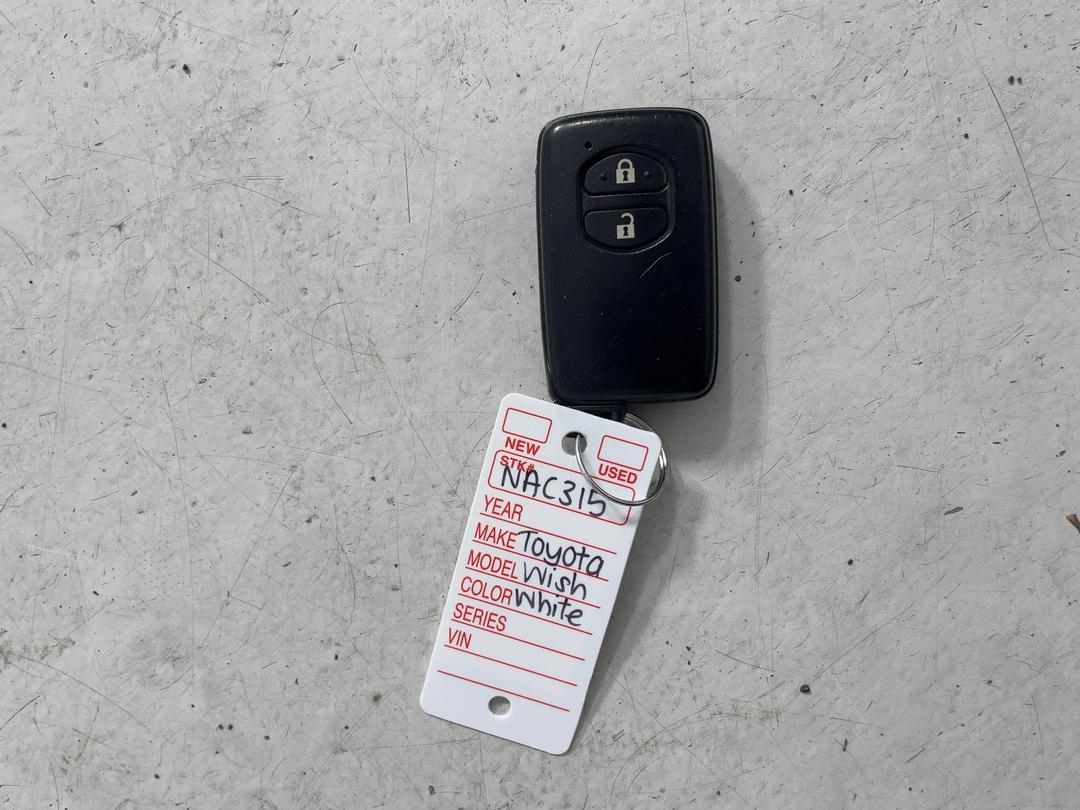 Photo '22' of Toyota Wish