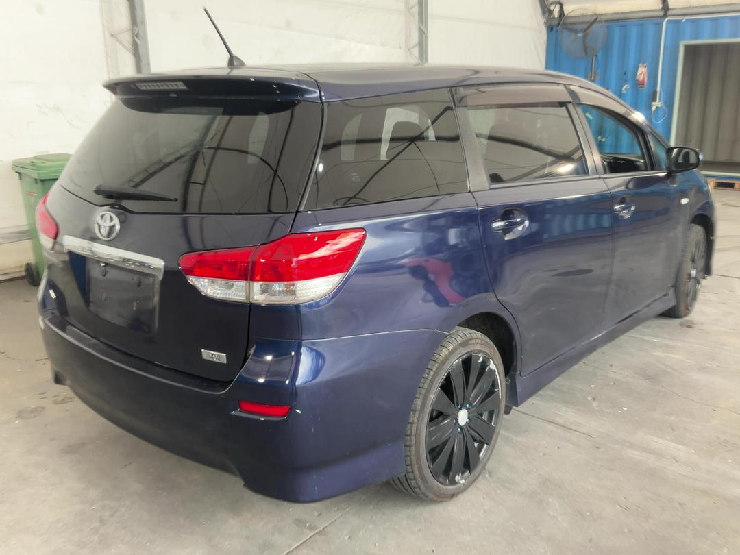 Photo '7' of Toyota Wish Photo '7' of Toyota Wish