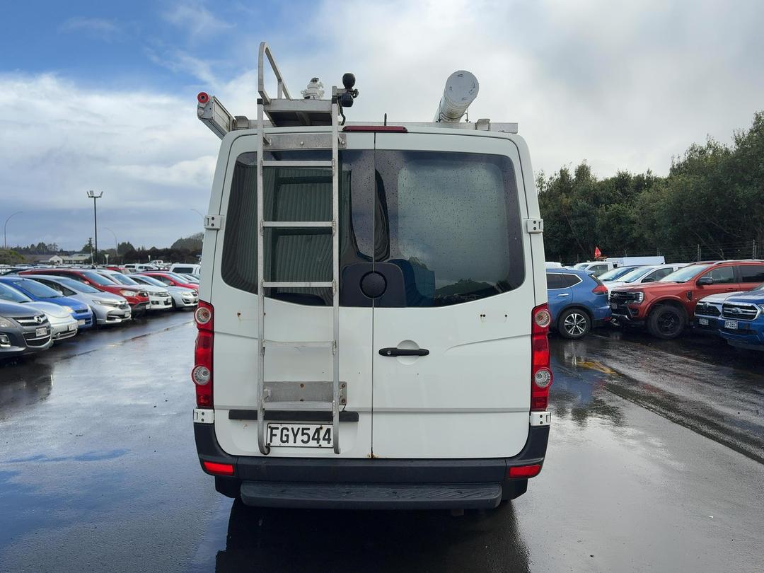 Photo '5' of Volkswagen Crafter 50 MWB 100 6M Photo '5' of Volkswagen Crafter 50 MWB 100 6M