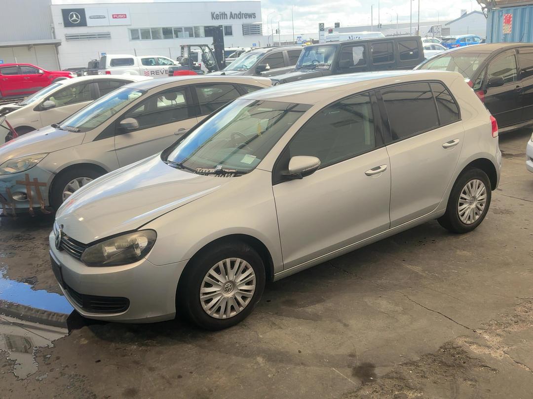 Photo '2' of Volkswagen Golf TSI Photo '2' of Volkswagen Golf TSI
