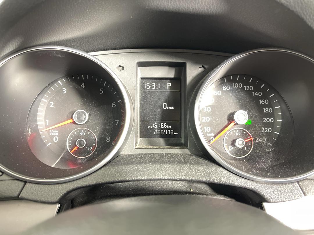 Photo '17' of Volkswagen Golf VI 77KW TSI