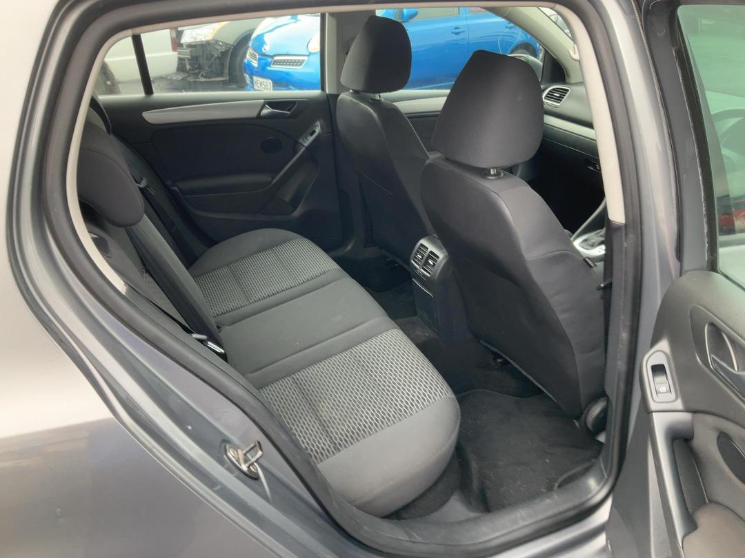 Photo '26' of Volkswagen Golf VI 77KW TSI