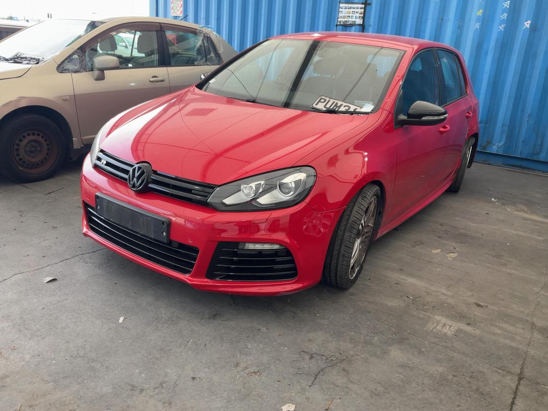 Photo '3' of Volkswagen Golf R 199KW