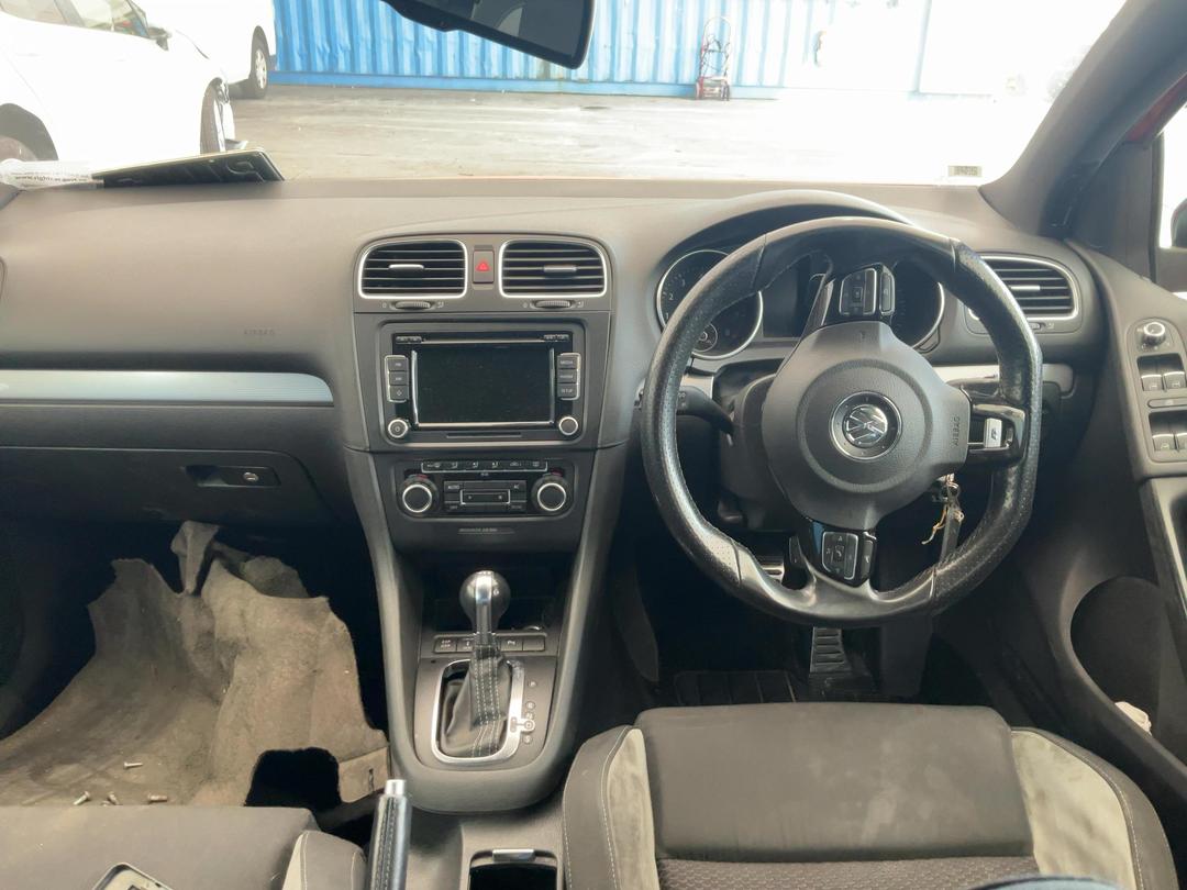 Photo '14' of Volkswagen Golf R 199KW