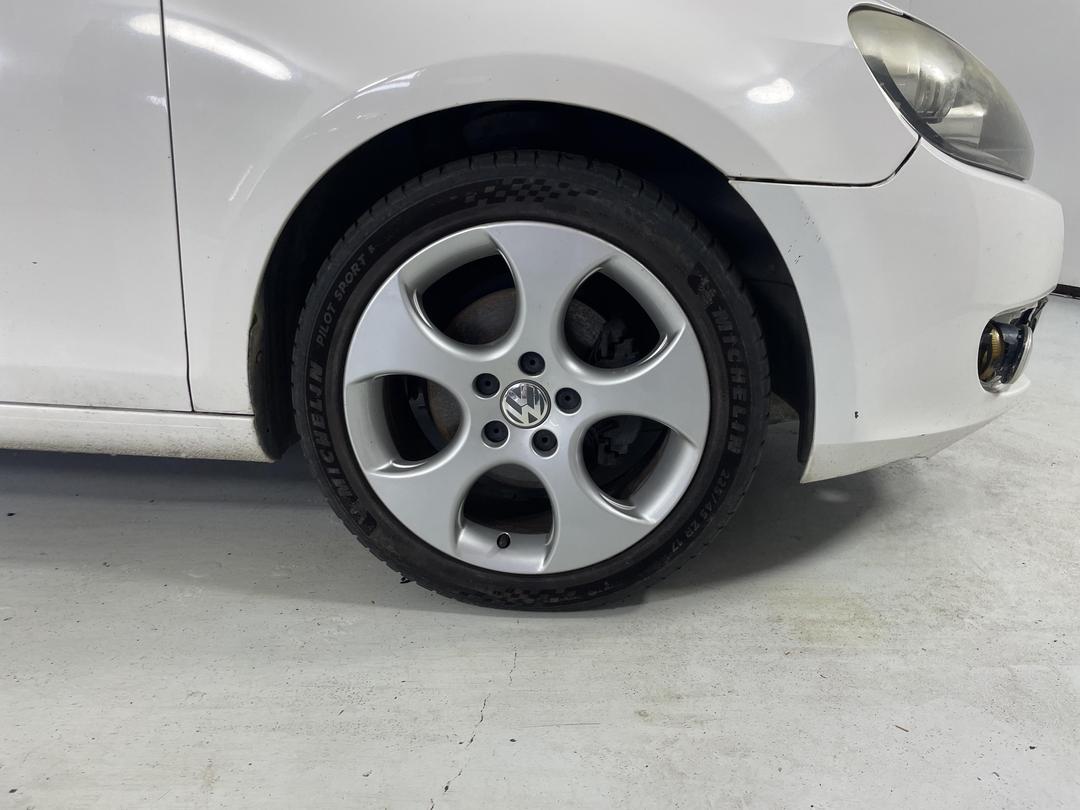 Photo '7' of Volkswagen Golf TSI