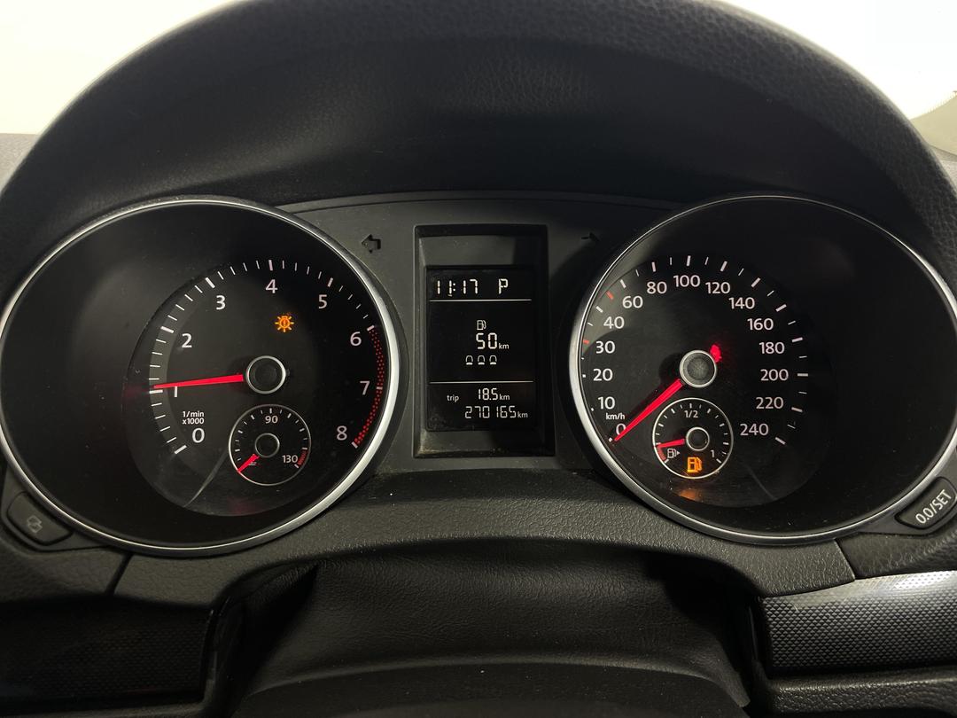 Photo '19' of Volkswagen Golf TSI