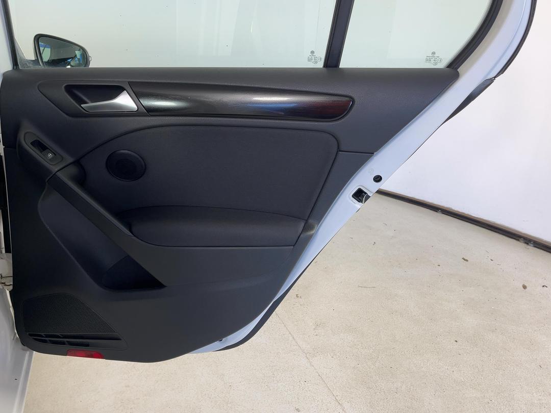 Photo '19' of Volkswagen Golf