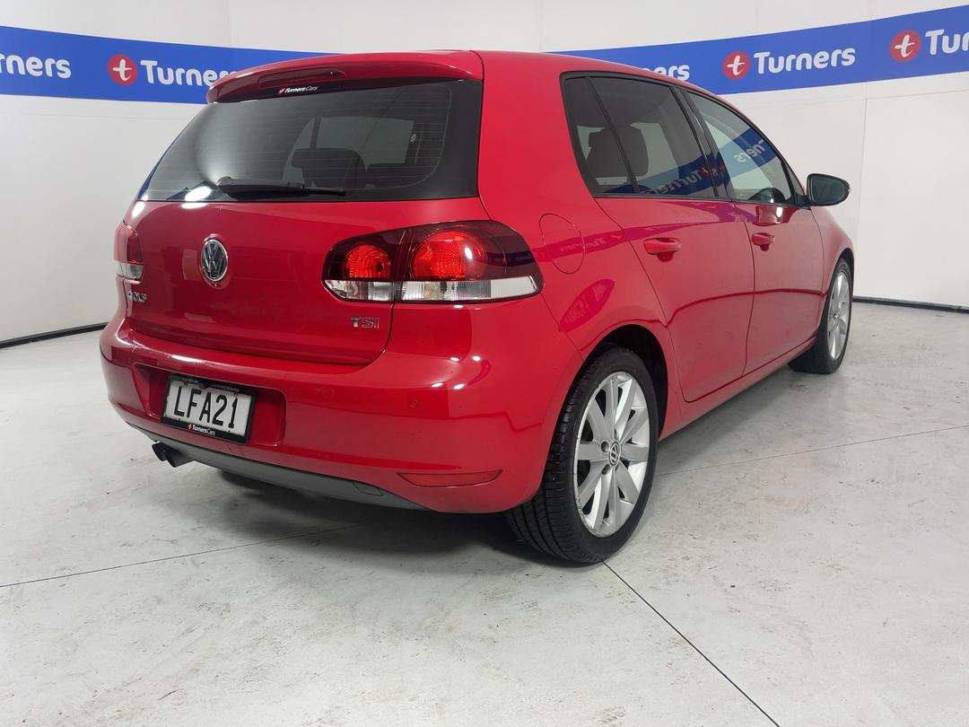 Photo '7' of Volkswagen Golf