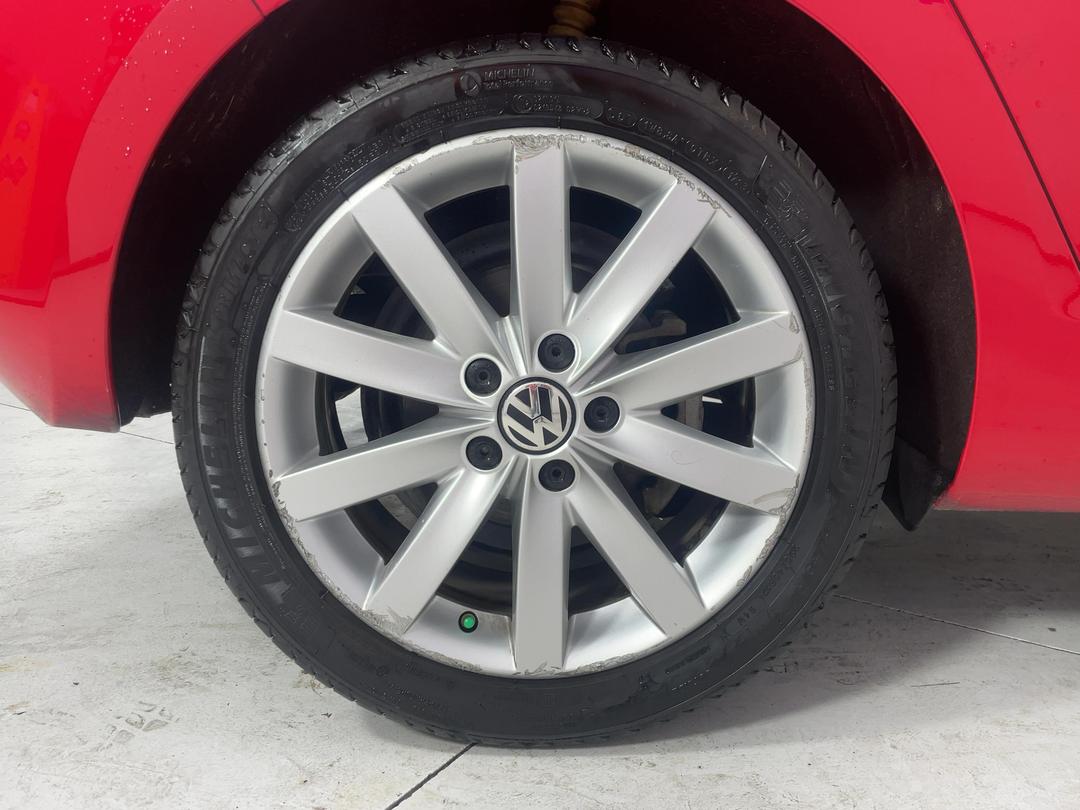 Photo '12' of Volkswagen Golf