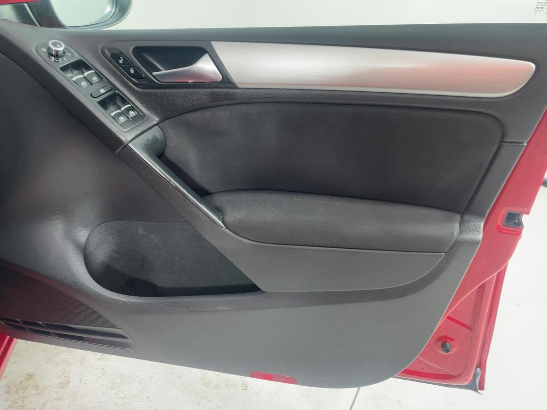 Photo '15' of Volkswagen Golf