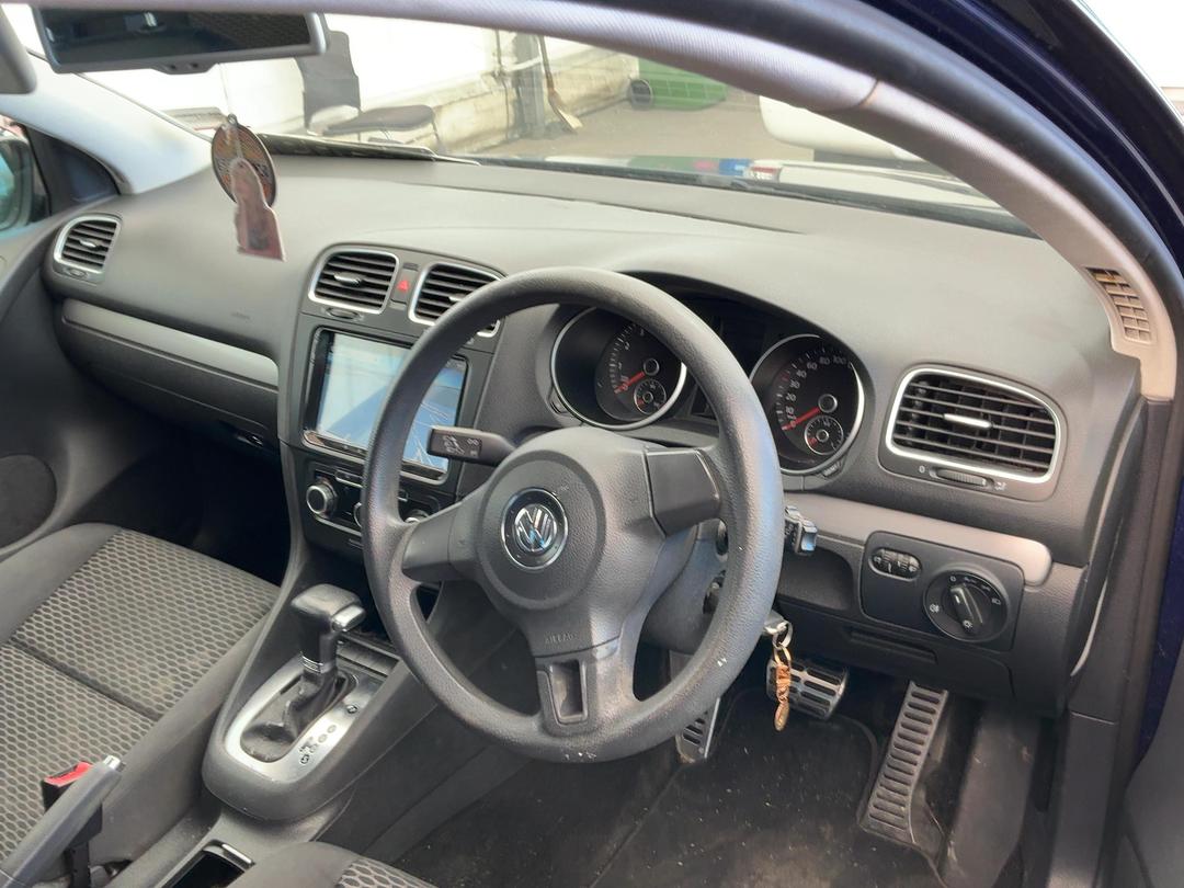 Photo '15' of Volkswagen Golf Photo '15' of Volkswagen Golf